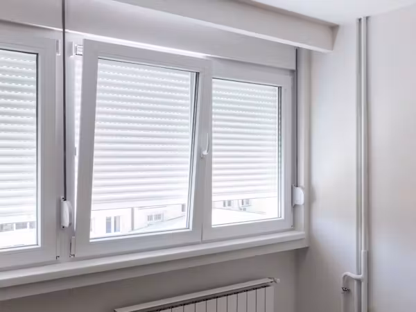 Ventana oscilobatiente